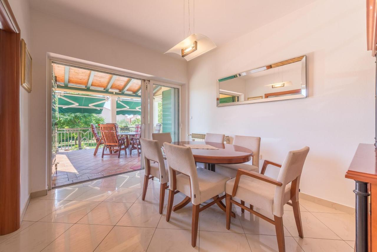 Villa Lux Nina With Six Bedrooms, Private Pool, Sauna Zadar Exterior foto