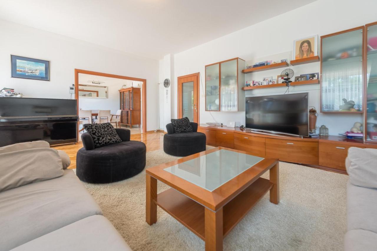 Villa Lux Nina With Six Bedrooms, Private Pool, Sauna Zadar Exterior foto
