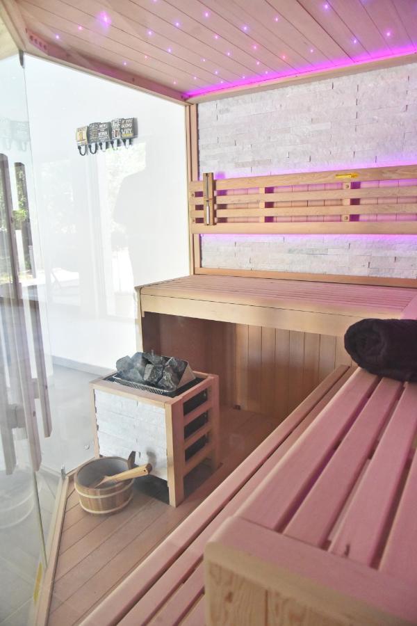 Villa Lux Nina With Six Bedrooms, Private Pool, Sauna Zadar Exterior foto